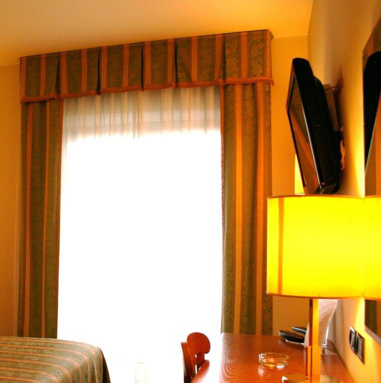 למזיה טרמה Savant Hotel חדר תמונה