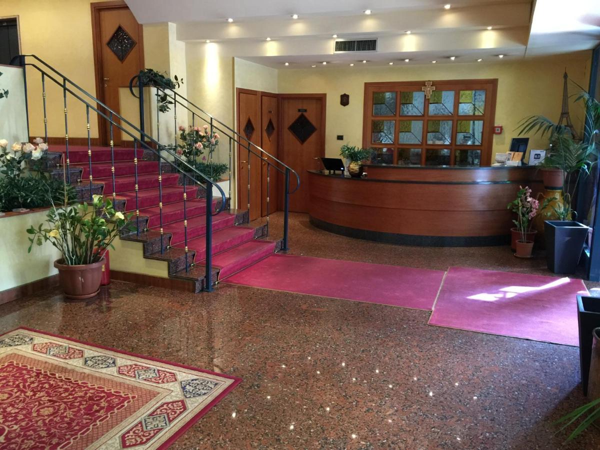 למזיה טרמה Savant Hotel מראה חיצוני תמונה